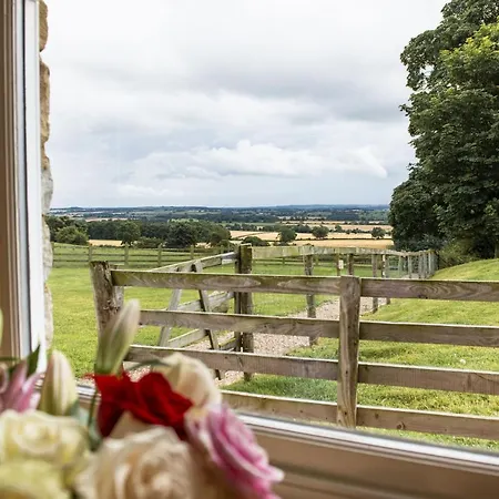 Winsbury Semesterbostad